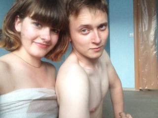 AmyandRobby - Webcam live nude with this amber hair Couple 
