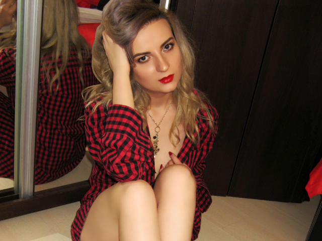 MoonBlossom - Sexe cam en vivo - 6733988