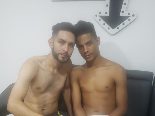 STYFEMILAR - online chat hard with this Homosexual couple 