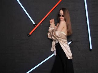 JewelMary - Live cam x with this shaved intimate parts 18+ teen woman 