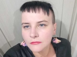 DibellaHorny - Live sexe cam - 6781043