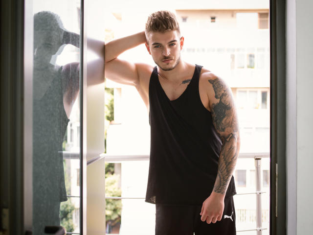 AshtonBond - Sexe cam en vivo - 6781868