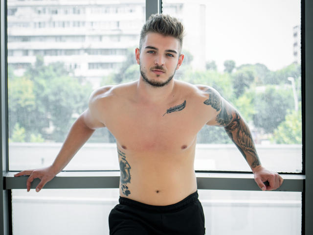 AshtonBond - сексуальная веб-камера в реальном времени - 6781893