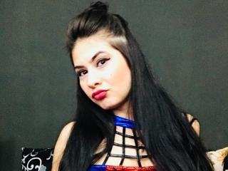 MileyTs - Show live nude with this dark hair Ladyboy 