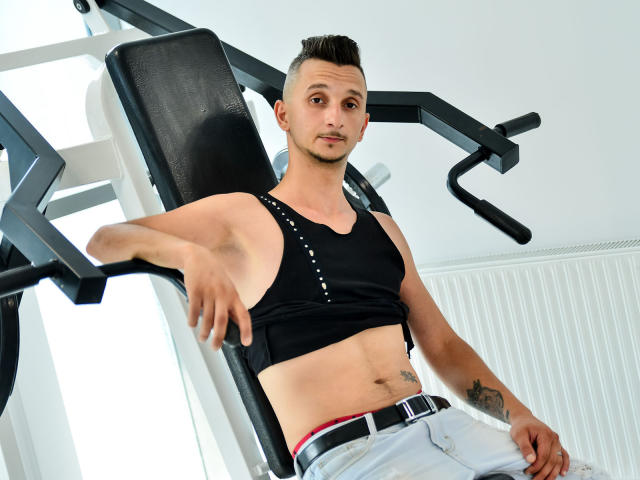 AlanEverhard - Porno na żywo i seks kamera - 6791443