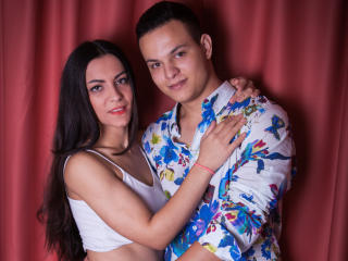 CrystalAndVali - Web cam hot with a charcoal hair Female and male couple 
