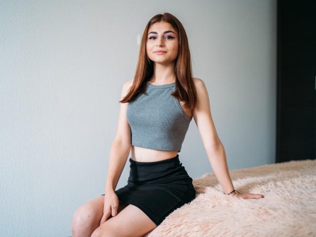 NellaConfident - Chat cam sex with this underweight body Sexy teen 18+ 