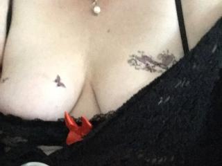 SofiexHot - Video chat hard with this Attractive woman with standard titties 