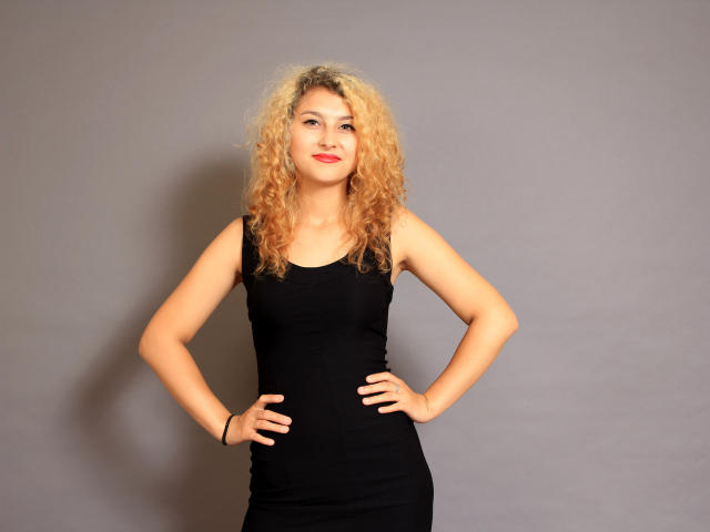 StephanieBlis - Live Sex Cam - 6807379