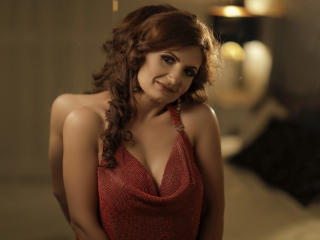 KlarissaRivera waiting on someone to chat and have live sex with