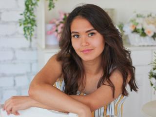 SweetKamilaX - Show exciting with this lean Hard teen 18+ 