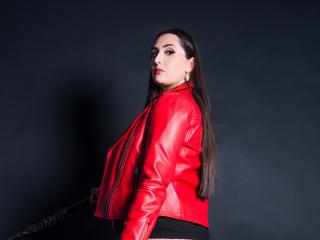 MaitresseTyna - Live sex with this White Dominatrix 