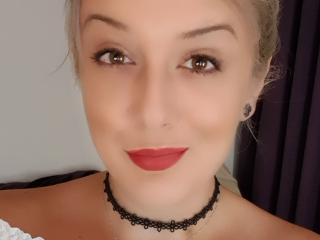 Kristieellix - Live sexe cam - 6831439