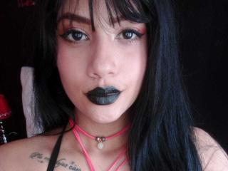 SalomeSweetX - Webcam live x with this vigorous body X babe 