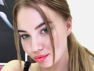 Go Adult Chat Model SweetBridgetB