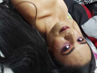 KatieJones - Live Sex Cam - 6843759