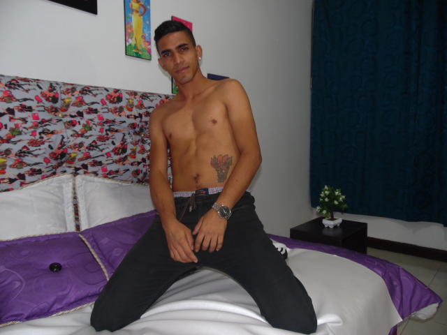 RobertFetiche - Sexe cam en vivo - 6843909