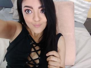 LizethCruzX - Webcam live x with a black hair X young lady 