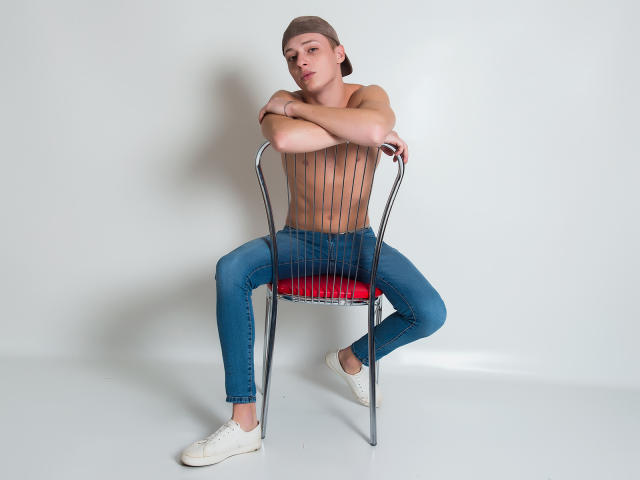 MikeDecker - Sexe cam en vivo - 6873469