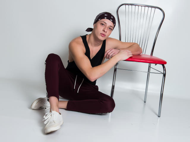 MikeDecker - Sexe cam en vivo - 6873494