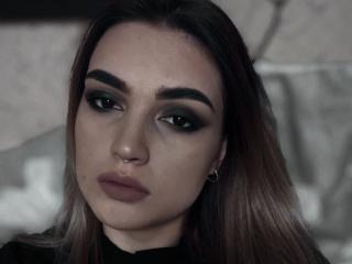 OrchidyBlack - Webcam live xXx with this well built Porn 18+ teen woman 