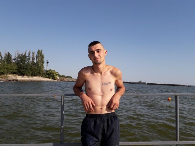 ArnoldXYeah - Live sexe cam - 6916423