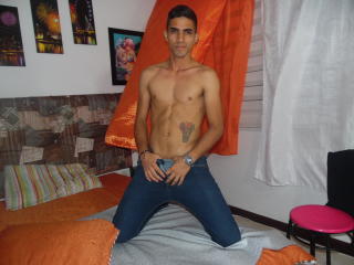 RobertFetiche - Live sex cam - 6918423