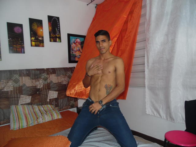 RobertFetiche - Sexe cam en vivo - 6918428