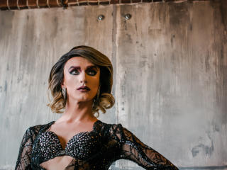 IngaBright - Live sexy with this large ta tas Transgender 