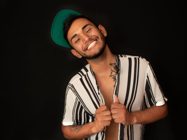 ManoloPervert - Live Sex Cam - 6945934