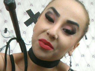 QueenPaigeX - Chat cam exciting with a charcoal hair Fetish 