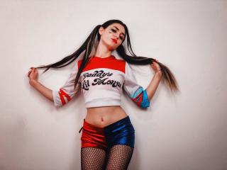 AdelineElectra - Show nude with a shaved vagina Nude babe 