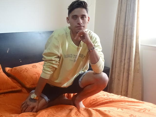 Ahroonslin - сексуальная веб-камера в реальном времени - 6958609