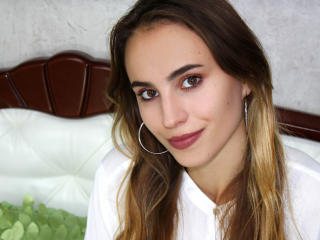 LindaFoxE - Webcam sexy with a russet hair XXx babe 