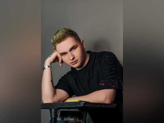 WoodyJones - Sexe cam en vivo - 6967589