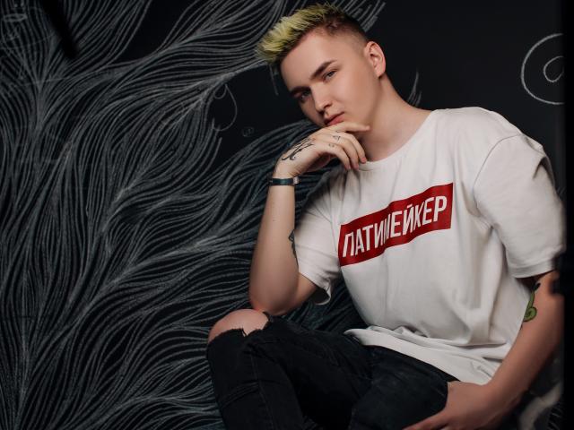 WoodyJones - פורנו בשידור חי ומצלמת סקס - 6967599