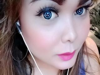 TsSexFactory - Chat live sexy with this average body Transsexual 