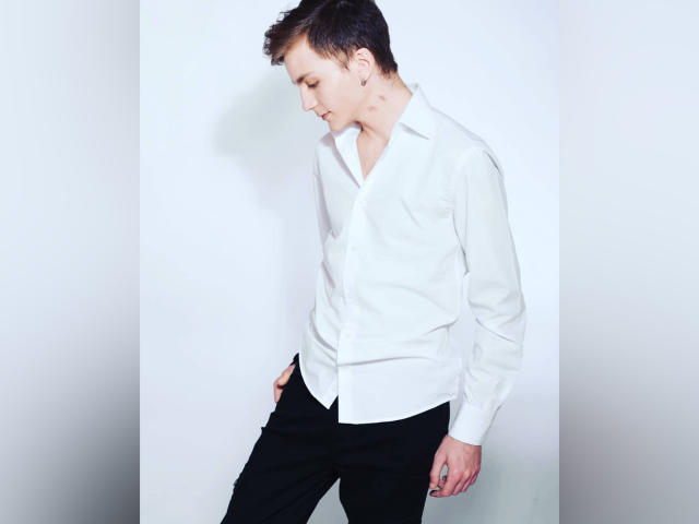 AleksHottee - Sexe cam en vivo - 6986084