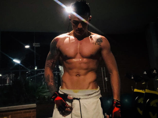 AlejoBig - Sexe cam en vivo - 6990549