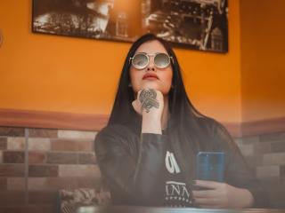 ValerieGrace - Live nude with this latin Hot lady 