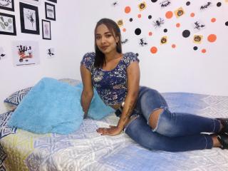 LilianaHot - Show nude with this shaved intimate parts Hard girl 