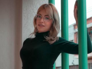 MiaHoty - Live cam exciting with a flat as a board X 18+ teen woman 