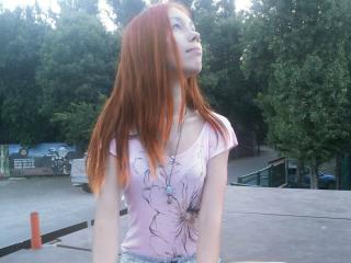 MoonXLights - Video chat hot with a reddish-brown hair XXx young lady 
