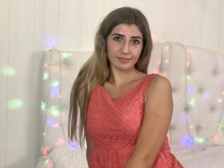 BrinaRene - Live Sex Cam - 7033530