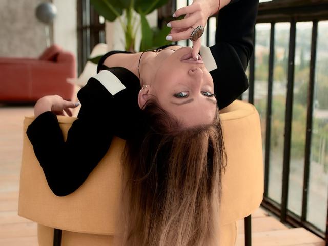 MisissFire - Sexe cam en vivo - 7039694