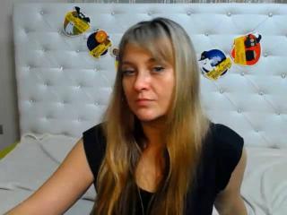 SuzyLike - Show live sex with this X 18+ teen woman 