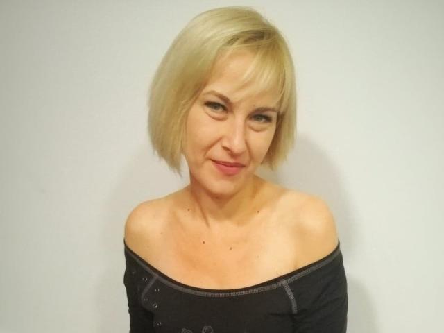 MarinaSexy69 - Sexe cam en vivo - 7043810