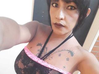 CandelaFox - Chat cam hard with this plump body Transsexual 