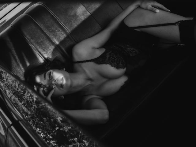 EsmeraldaDiva - Sexe cam en vivo - 7066062