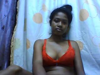 YourSexyHott69 - online chat sexy with a X young lady 